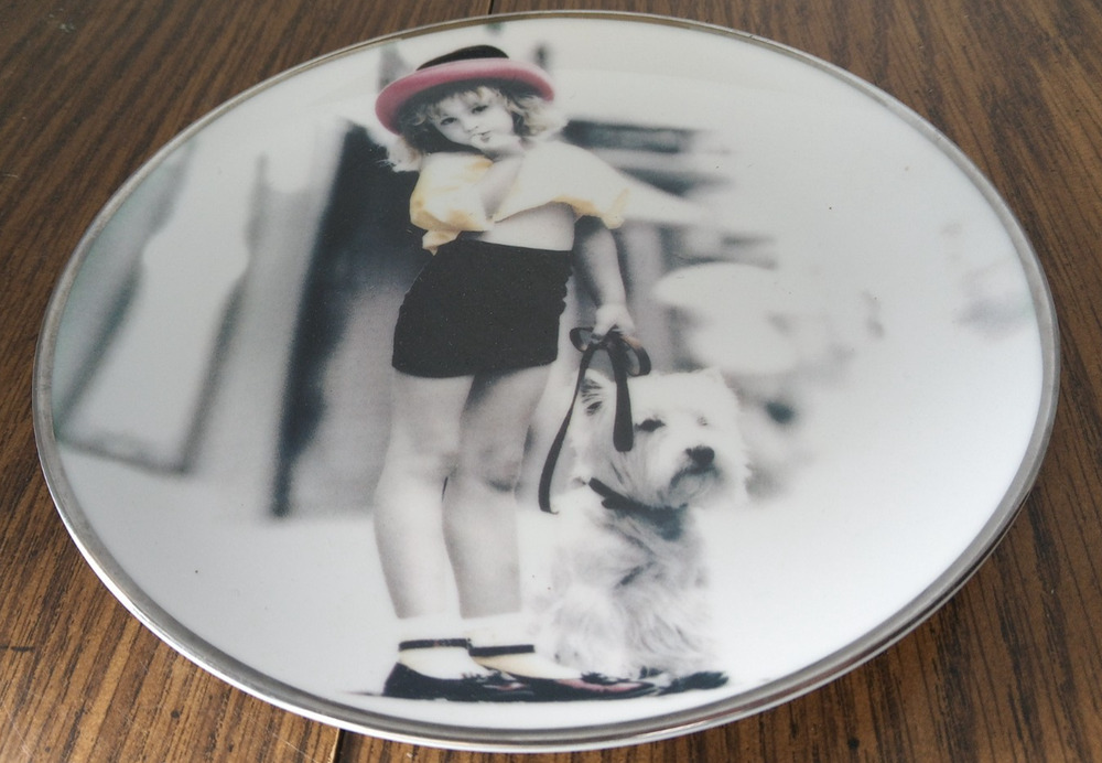Kim Anderson "A Faithful Friend is a Treasure" Decorative plate 1996